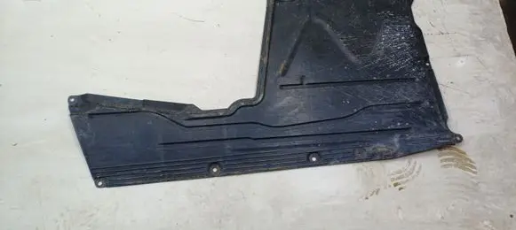BMW 3 F30 F35 F31 Engine splash shield/under tray 51164310