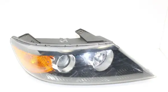 KIA Sorento Headlight/headlamp 921022P090