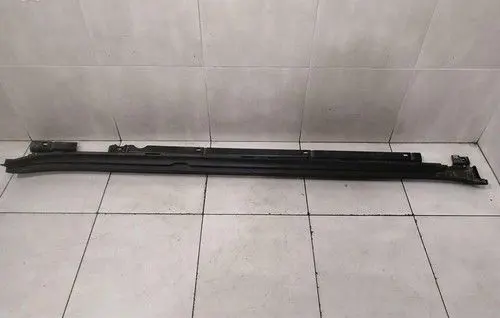 Porsche Macan (95B) Side skirt rear trim 95B853554A