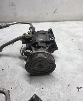 Toyota Corolla Verso AR10 Air conditioning (A/C) compressor (pump) SCSA06C 4472206364