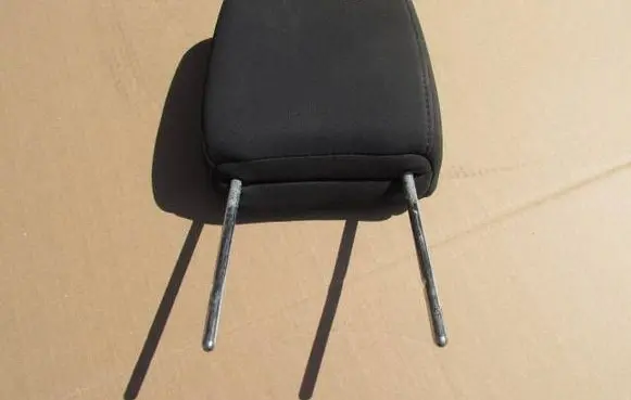 Dodge Nitro Rear seat headrest 