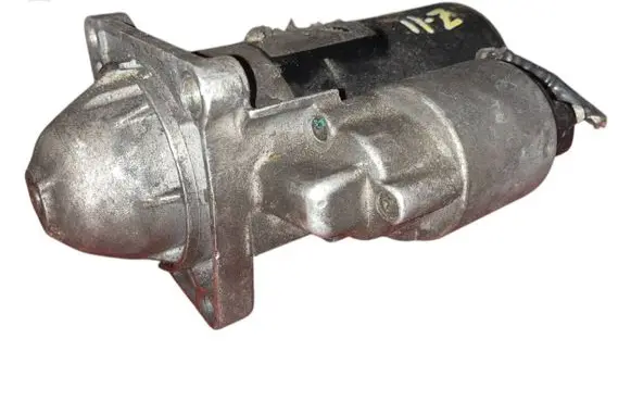 Opel Zafira C Starter motor
