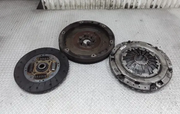 Chevrolet Rezzo Clutch set kit DWC32