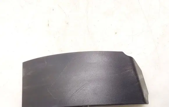 Toyota RAV 4 (XA50) Rear/tail light trim molding 8149842010