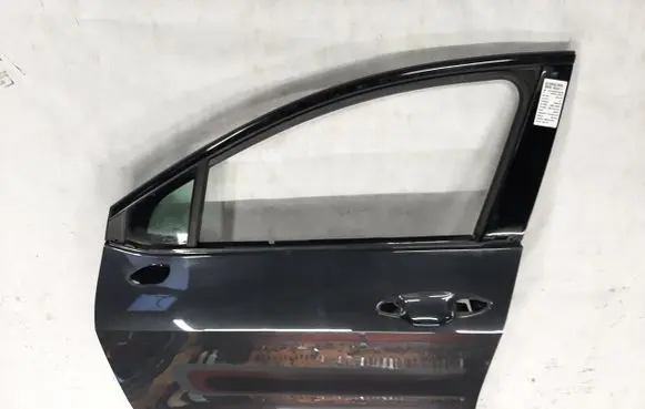 KIA Sportage Front door 