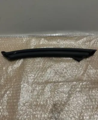 Ford Mustang VI Convertible roof line/pipe/hose 90000118412