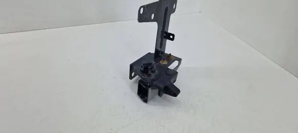 Volvo S90, V90 Headlight/headlamp mounting bracket 3142597