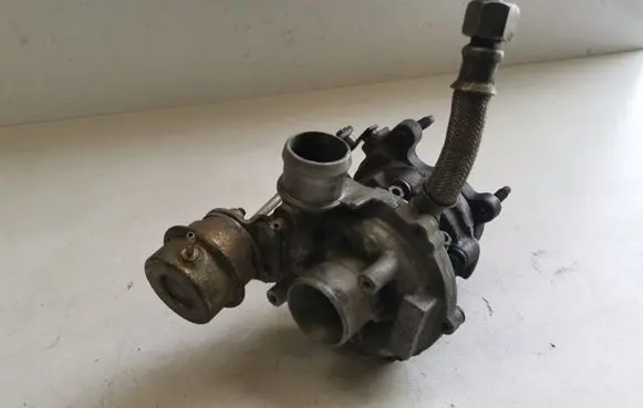 Skoda Fabia Mk2 (5J) Turbo 045145701