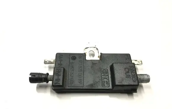 Mercedes-Benz SLK R170 Aerial antenna amplifier 1708200089 k3228