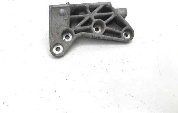 KIA Niro Gearbox mounting bracket