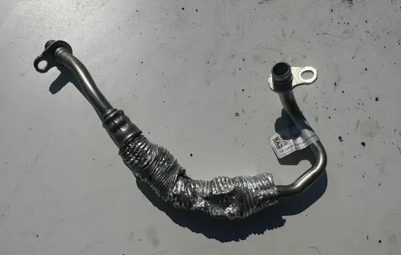 Mini Cooper Hatch Hardtop Turbo turbocharger oiling pipe/hose 761753606 1215 723101610120