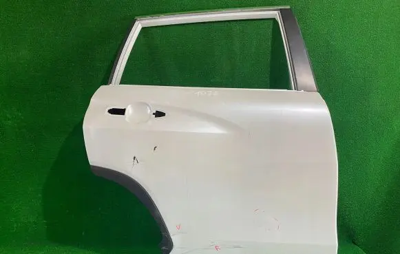 Toyota Corolla Cross Rear door