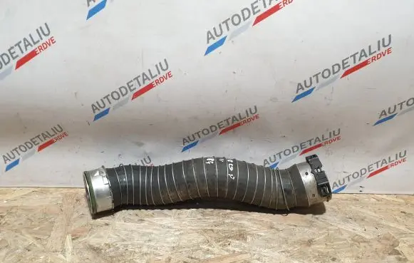 BMW X1 E84 Intercooler hose/pipe 7823887 11617823887