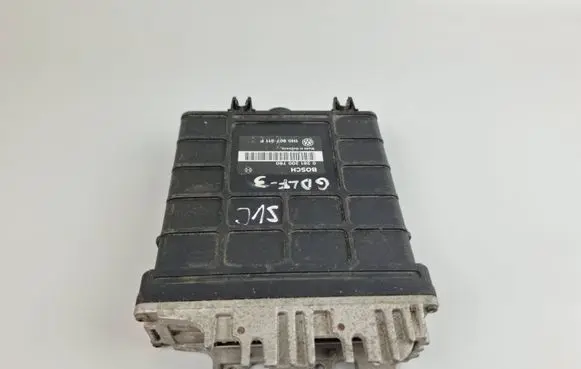 Volkswagen Golf III Engine control unit/module 1H0907311F 0261200760