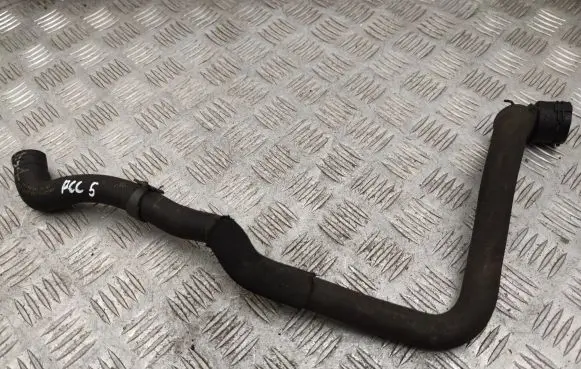 Volkswagen PASSAT CC Engine coolant pipe/hose 3AA122157