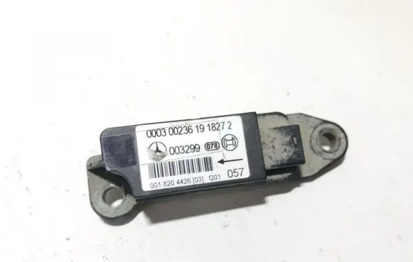 Mercedes-Benz C W203 Airbag deployment crash/impact sensor 0018204426