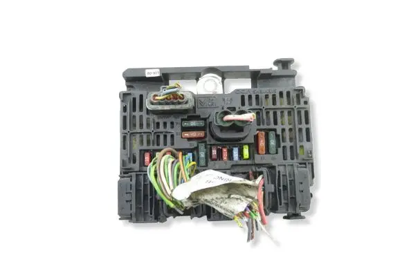 Citroen C5 Fuse module S118983006J 965686580