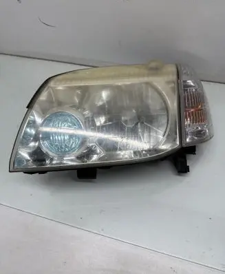 Nissan X-Trail T30 Headlight/headlamp SAEI5Y202