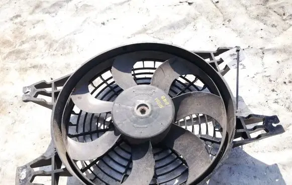 KIA Carens I Radiator cooling fan shroud a00514600