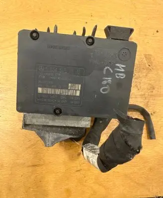 Mercedes-Benz C W203 ABS Pump A0345457832 00009551E0 H024E15D42
