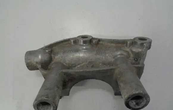 Ford Kuga II Driveshaft support bearing bracket EG913K305BB