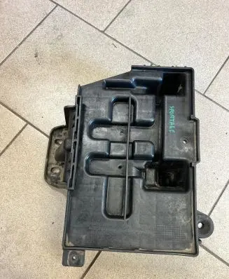 Battery bracket