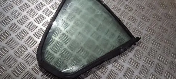 BMW 3 E36 Rear vent window glass 
