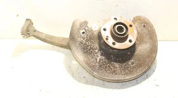 Audi A4 S4 B8 8K Front wheel hub