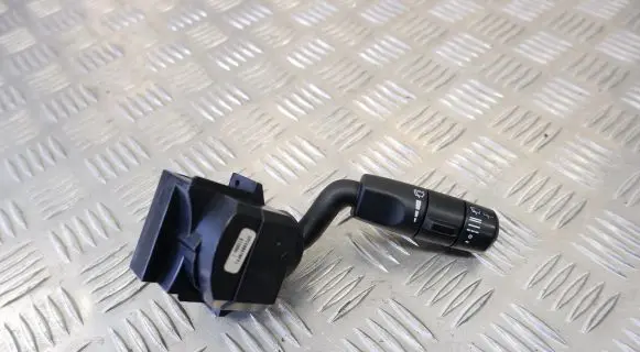 Land Rover Discovery 3 - LR3 Wiper control stalk XPE500070PVJ