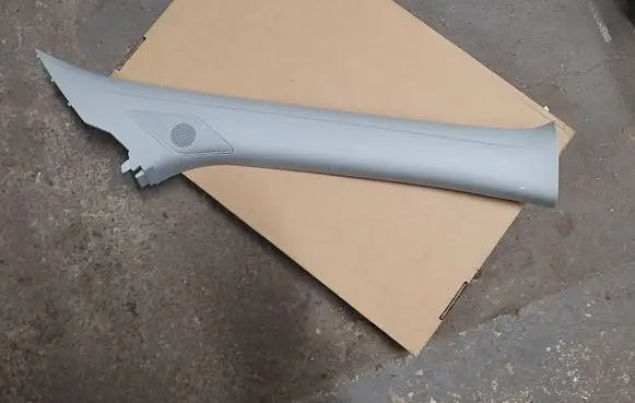 MG ZS (A) pillar trim 10454616
