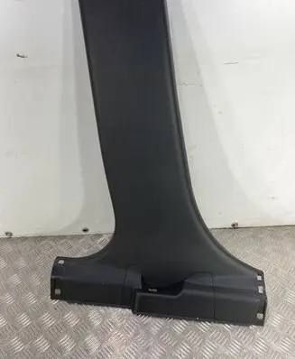 Mitsubishi Eclipse Cross (B) pillar trim (bottom) 7211A459