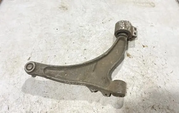 Opel Insignia A Front lower control arm/wishbone