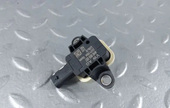 Audi A6 C7 Airbag deployment crash/impact sensor 4H0955557