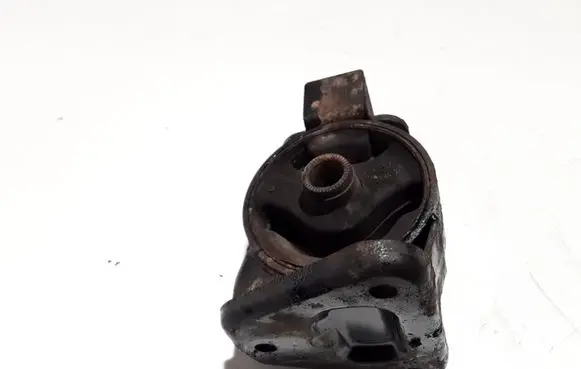 Hyundai Santa Fe Engine mount bracket 219122B100