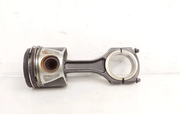 Mercedes-Benz C W204 Piston with connecting rod A6510300917 65100