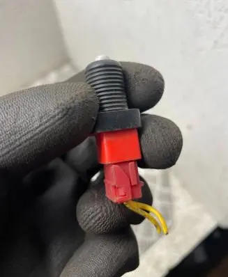 Peugeot 406 Brake pedal sensor switch