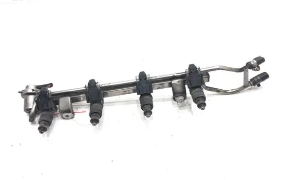 Audi A3 S3 8L Fuel main line pipe 06A133317