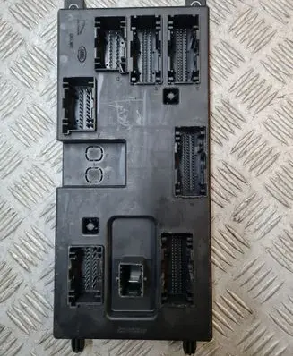Jaguar XE Other control units/modules GX7314F041AM