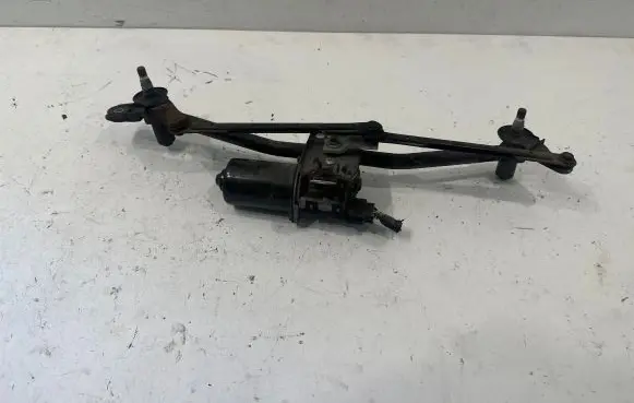 KIA Ceed Front wiper linkage and motor