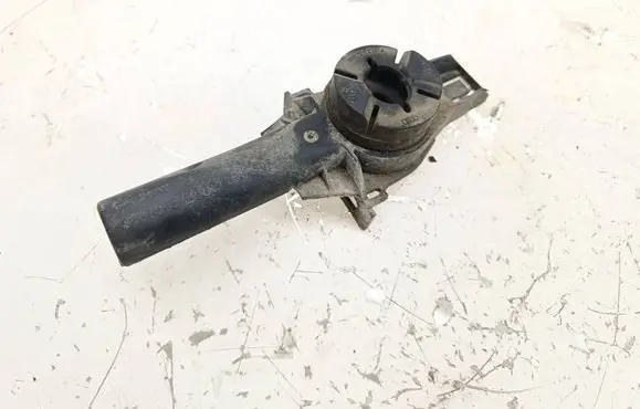 Audi A4 S4 B8 8K Radiator mount bracket 8K0805201 8K0121276A