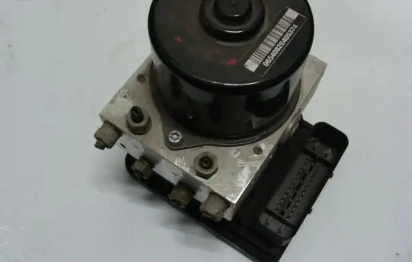 Opel Zafira B ABS Pump 13246537