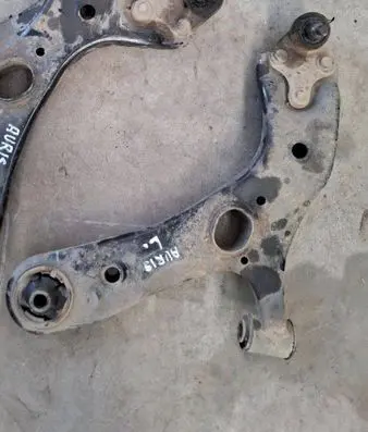 Toyota Auris E180 Front control arm 