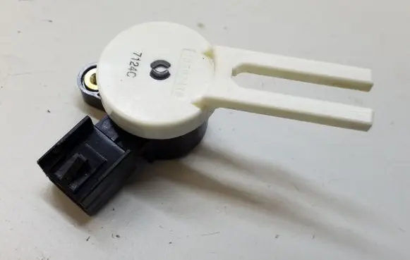 Opel Insignia B Brake pedal sensor switch 13597418 7124C