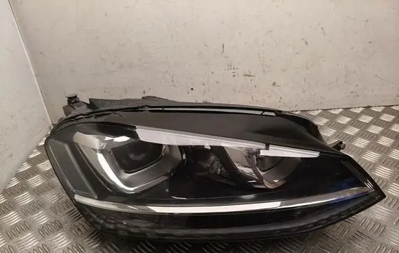Volkswagen Golf III Headlight/headlamp 5G1941032