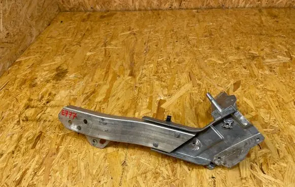 Mercedes-Benz GLC C253 Headlight/headlamp mounting bracket A2536210700