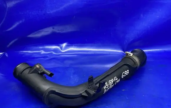 Audi A3 S3 8P Intercooler hose/pipe 1K0145770AE 03G906051E 110814T081617C