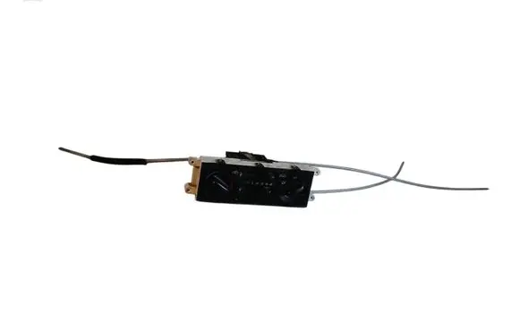 Subaru Impreza I Climate control unit