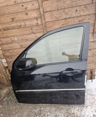Mazda 2 Front door