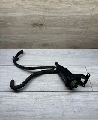 Audi A4 S4 B7 8E 8H Power steering fluid tank/reservoir 8E0422373