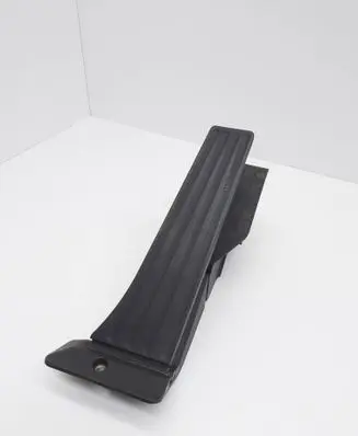 BMW 1 E81 E87 Accelerator throttle pedal 6786588 12037310 6PV00937921